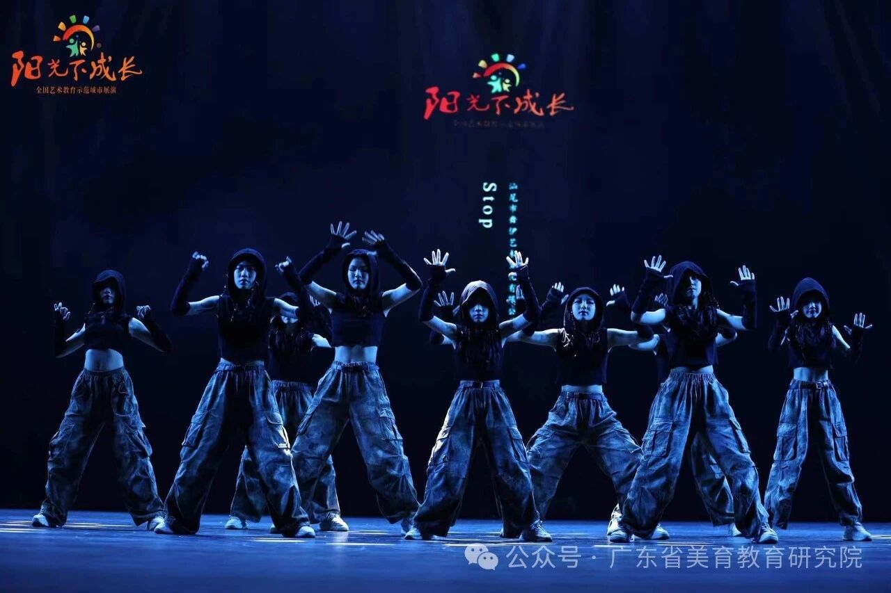 a73dd5d8bf646f3e3e37e7304a93554b.jpg